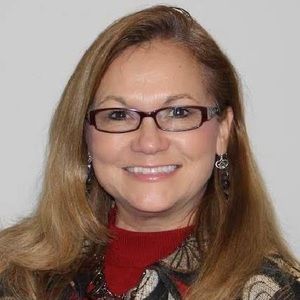 Meet your Posher, Debra